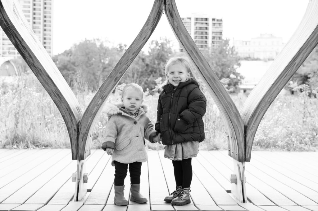 family photo session in Chicago's Lincoln Park 